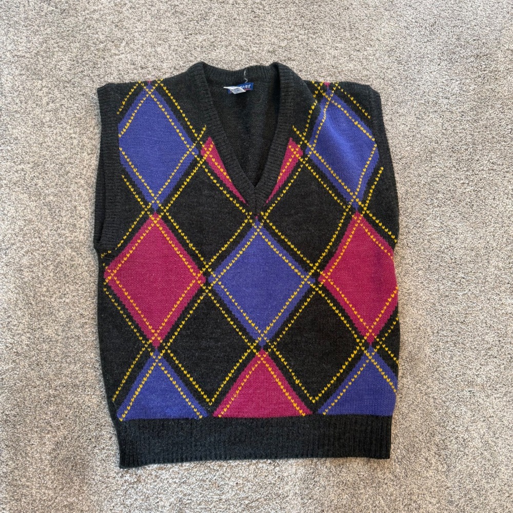Vintage Bold Spirit Argyle Sweater Vest Gray Purple Pink V-Neck Wool Blend M